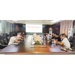 河南省辦公家具協會會長張鋒一行到訪思進家具集團指導工作！